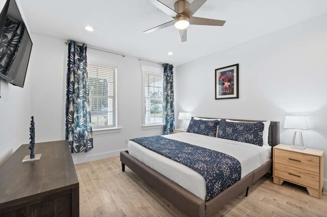 Building Photo - 508 Lyndell Ln