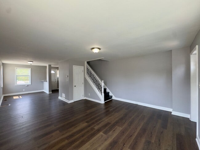 Building Photo - 7441 Berkshire Rd