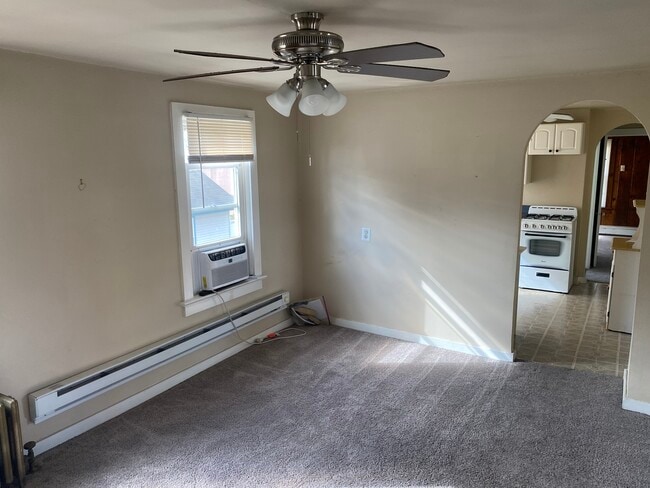 Dining room - 21 W Collingswood Ave
