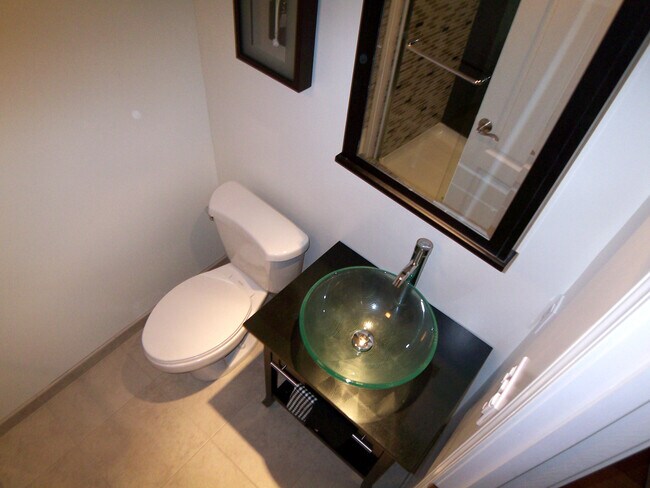 Contemporary features. - 1826 W Balboa Blvd