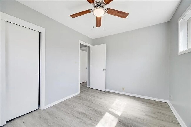 Building Photo - Don’t Miss This Updated 3-Bedroom Home