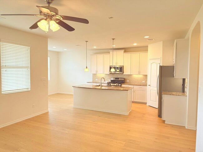 Building Photo - 7433 Sunset Heights Cir