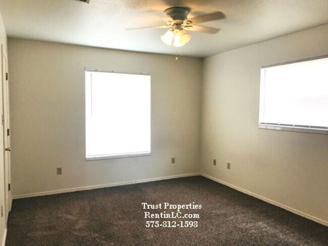 Primary Photo - 1345 Branson Ave
