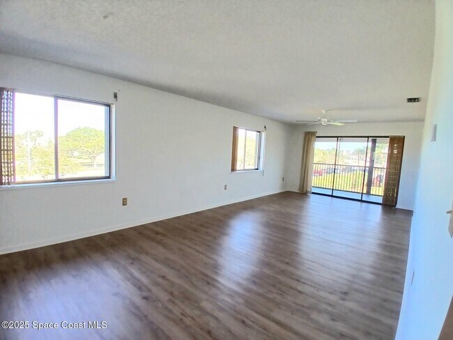 Building Photo - 325 S Banana River Blvd