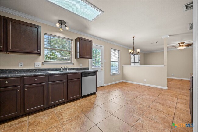 Building Photo - 2110 Garrison Dr