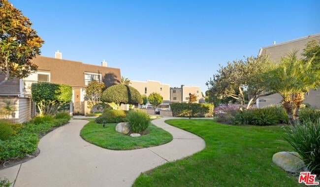 Building Photo - 4305 Alla Rd