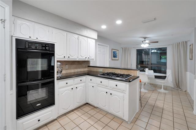 Building Photo - 2227 Timberwood