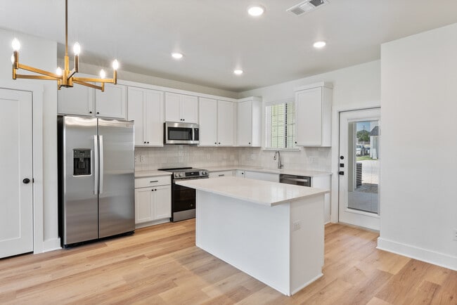 Building Photo - 508 Mercado St