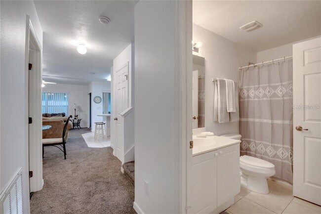 Building Photo - 2714 Club Cortile Cir