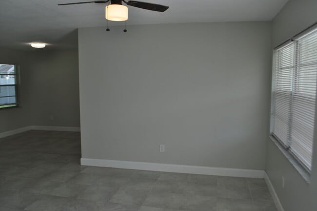 Building Photo - Quaint Home with all Tile floors