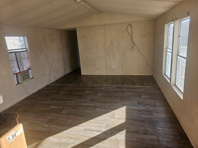 Building Photo - 1801 S Business 45