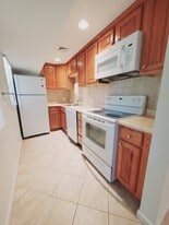 Building Photo - 74 Coventry Rd