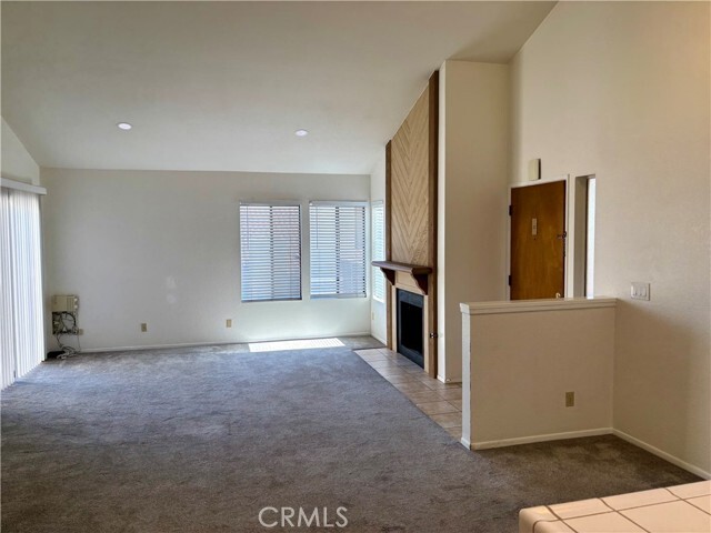 Building Photo - 4791 Lago Dr