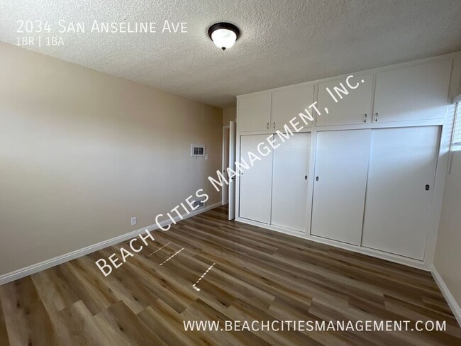 Building Photo - Spacious 1 Bedroom 1 Bath located in Long ...