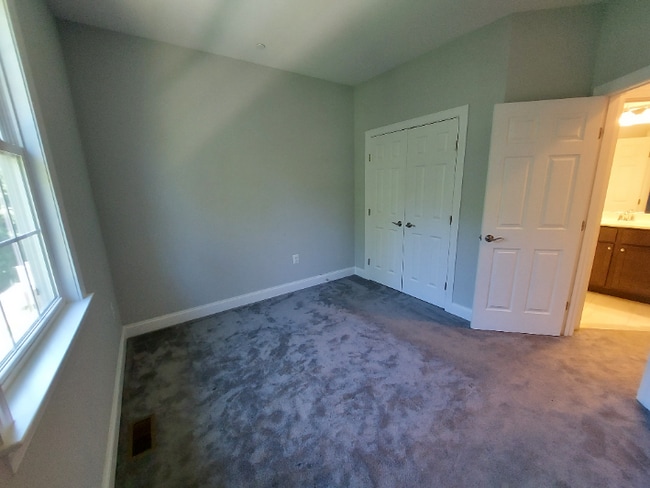 Building Photo - 1056 Rye Dr