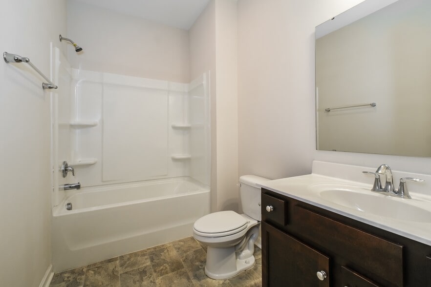 Building Photo - 4877 Wyndcrest Loop