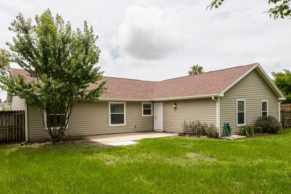 Building Photo - 7624 Pilgrims Trace Dr