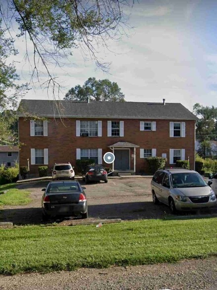 Primary Photo - 573 Irving Wick Dr E
