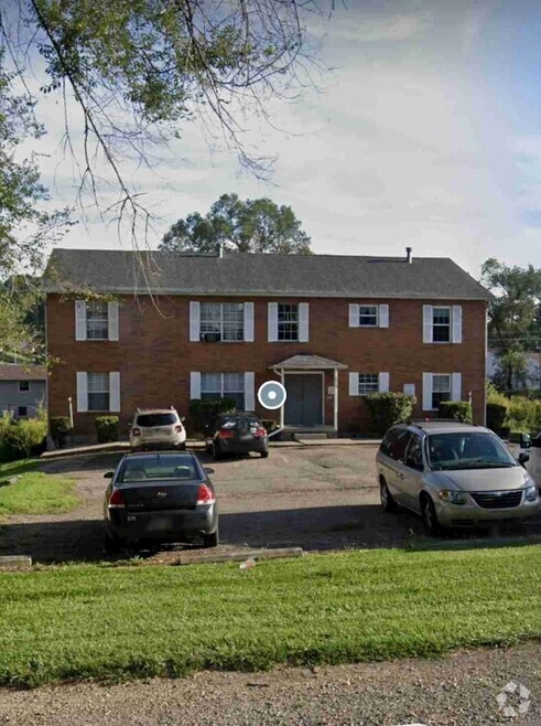 Building Photo - 573 Irving Wick Dr E