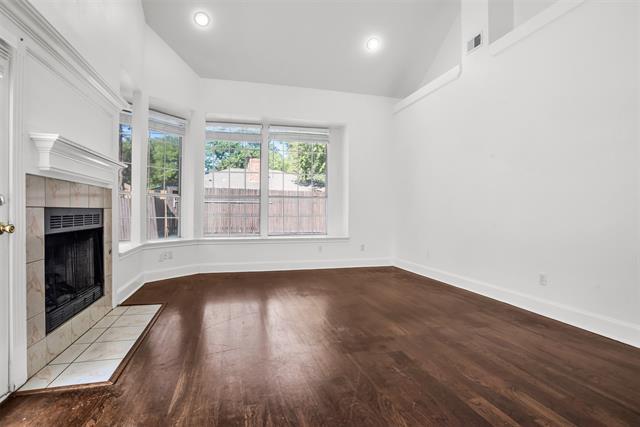 Building Photo - 1317 Carver Ln