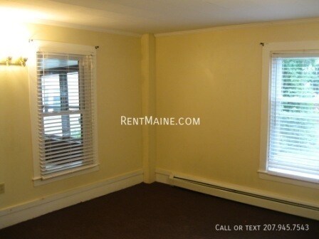 Building Photo - 391 Buck St