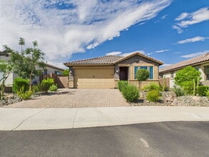 Building Photo - Resort Style Living in Estrella Mountain Ranch