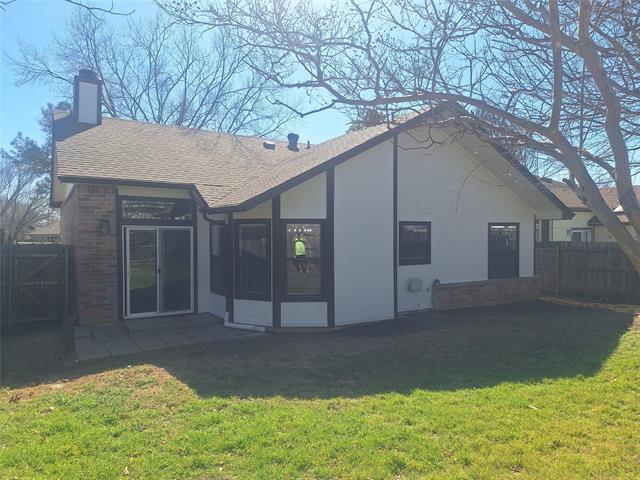 Building Photo - 219 Rodeo Dr