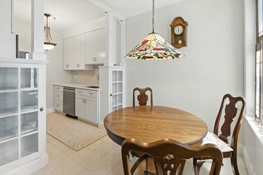 Dining/Kitchen - 70 Fenway