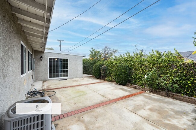 Building Photo - Bright & Spacious Single-Story 4-Bedroom Home in La Mirada – Open Layout