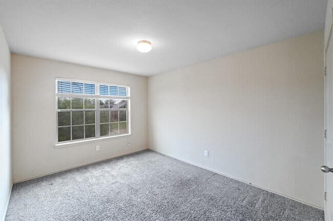Building Photo - 2043 Harmon Park Ct