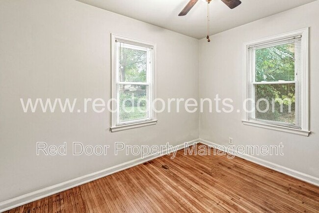 Building Photo - 4925 Crittenden Ave