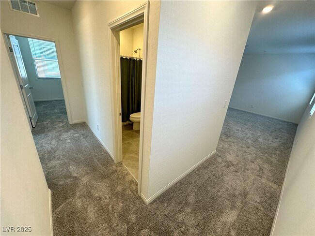 Building Photo - 1570 Crowned Eagle St