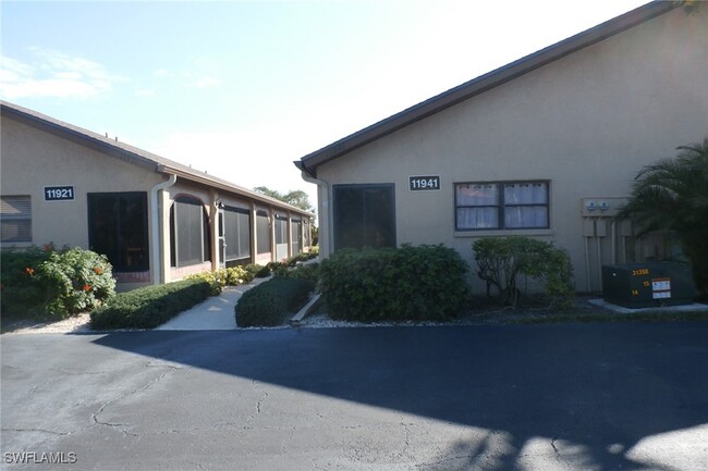 Building Photo - 11941 Caraway Ln