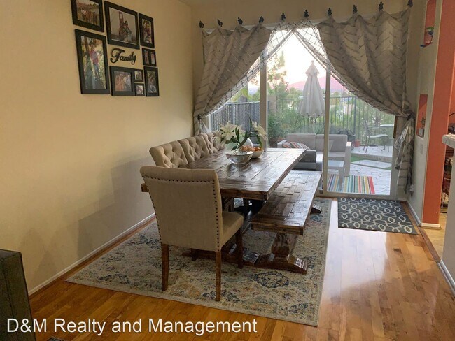 Building Photo - 3 br, 2.5 bath House - 11161 Caminito Arcada