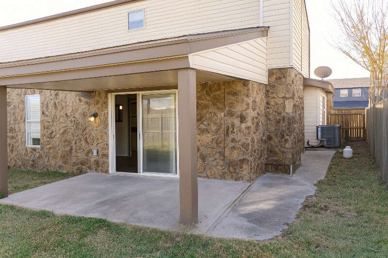 Building Photo - 3519 Wynn Cir