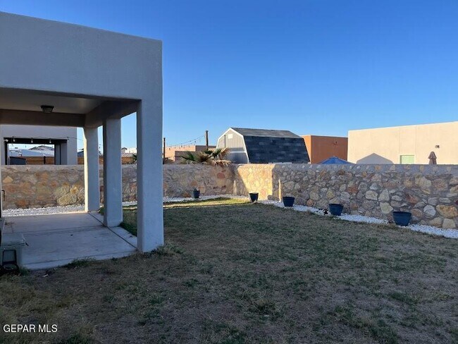 Building Photo - 1144 Morton Pl