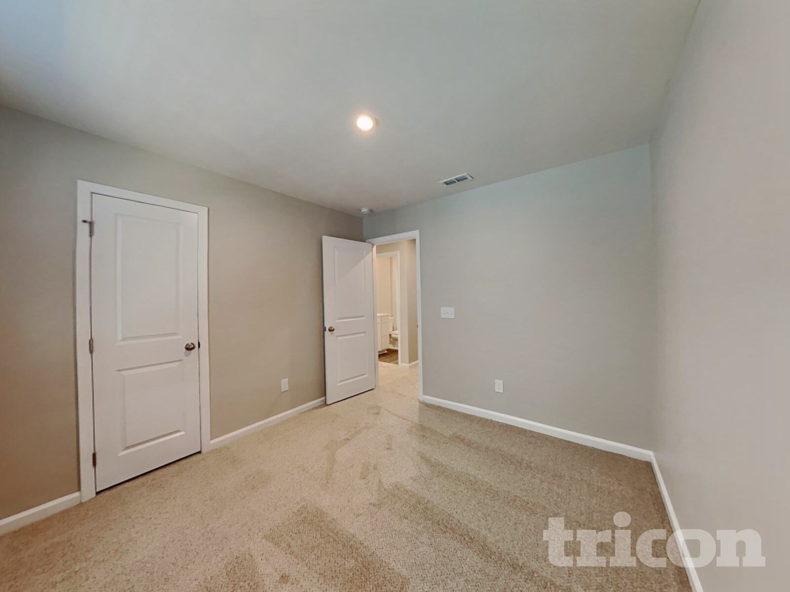 Building Photo - 886 Purcell Dr