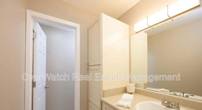 Building Photo - 7900 Kiana Cir