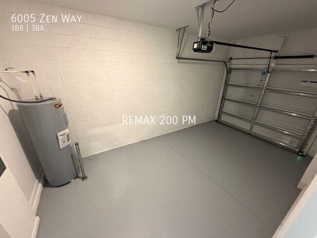 Building Photo - 6005 Zen Wy