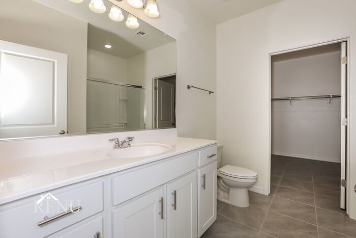 Building Photo - 35607 W San Capistrano Ave