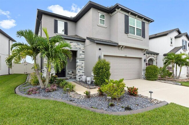 Building Photo - 7537 Pool Compass Loop