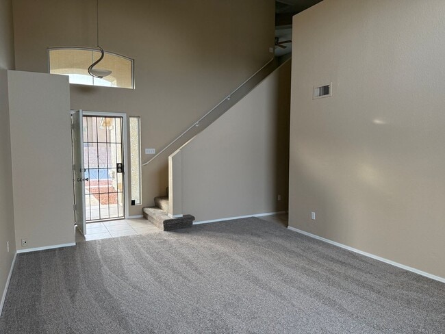 Building Photo - Glendale rental