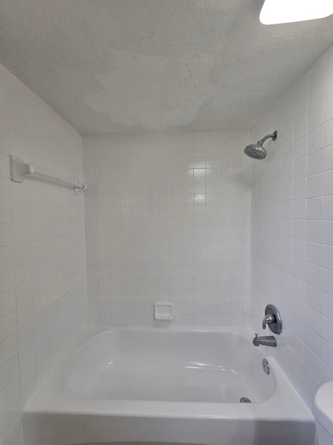 Building Photo - 1541 Windorah Way