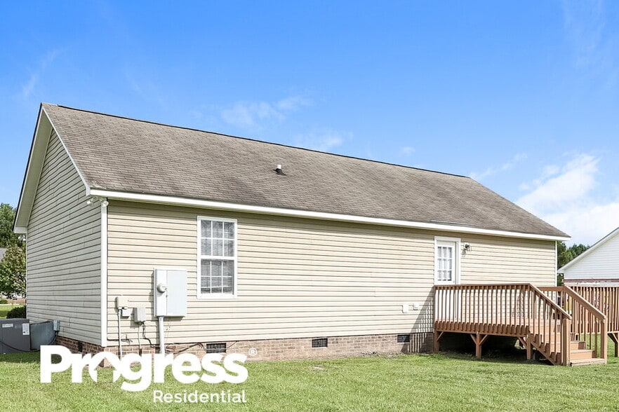 Building Photo - 164 Clearwater Dr