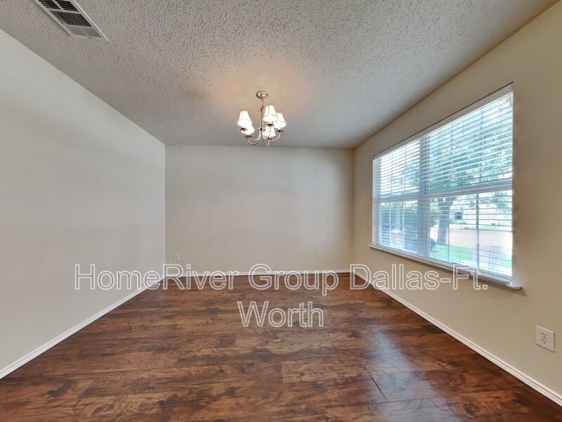 Building Photo - 9916 George Bush Dr