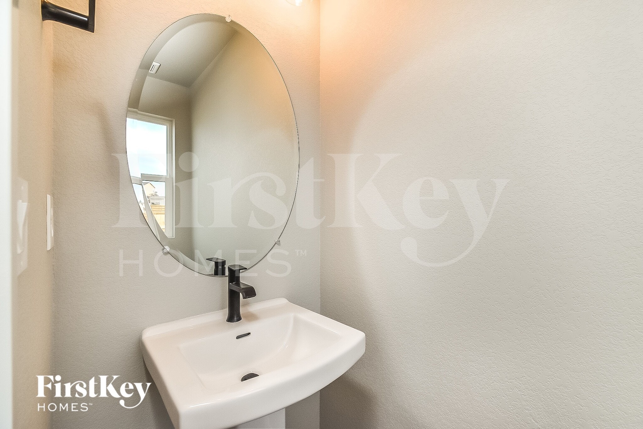 Building Photo - 10189 Luneth Dr