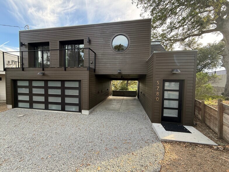 Building Photo - 5780 Violeta Ave