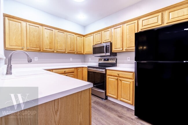 Building Photo - 2652 Thrush Grove
