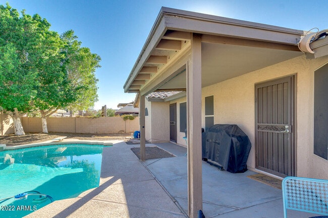 Building Photo - 12719 N 72nd Ave