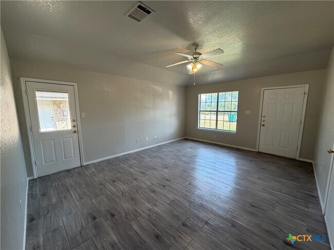Building Photo - 1722 Aztec Trce
